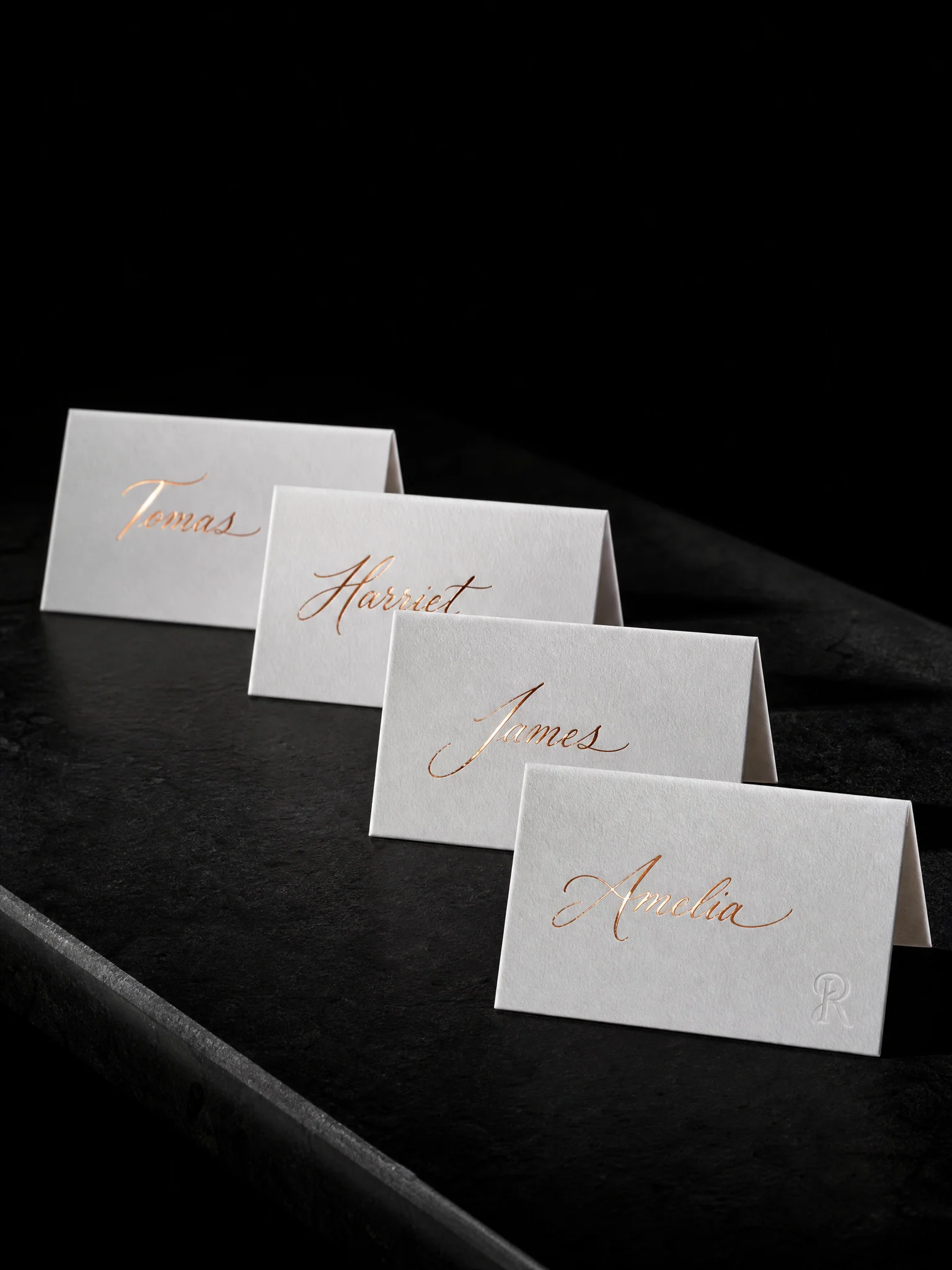 Custom Foil Place Cards with Guest Names — Signature