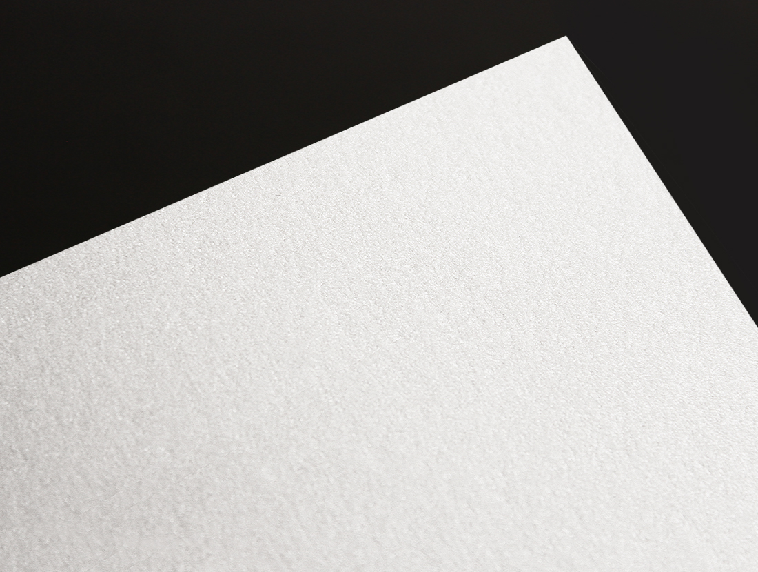 Gmund Cotton Shiny Cream paper swatch — warm cream with subtle sparkle