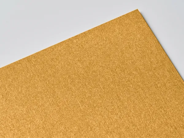 Gmund Gold Shimmer paper swatch: Shimmer, Metallic gold face (from smooth lustre to coarse glitter-like pigment in Shimmer and Breeze); matt, sometimes strongly coloured back