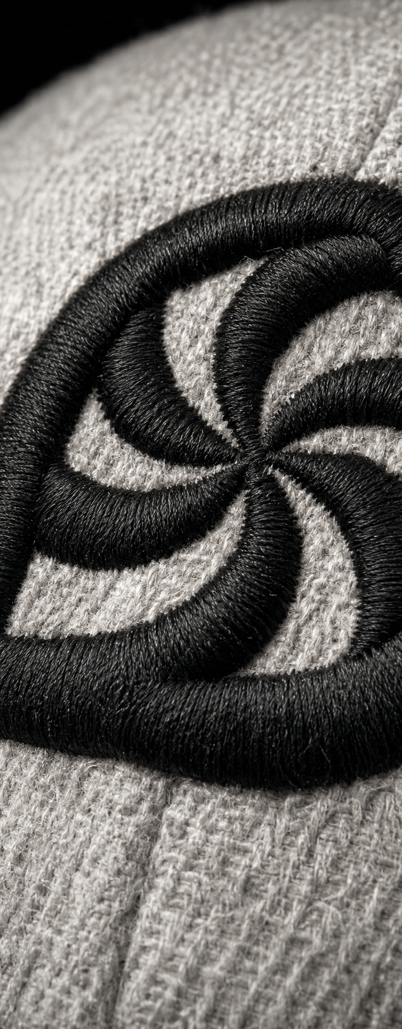 Business card with embroidery and 3d-puff.