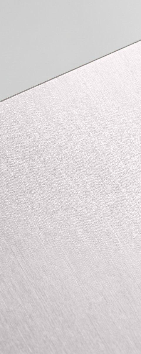Gmund 925 White Silver paper swatch