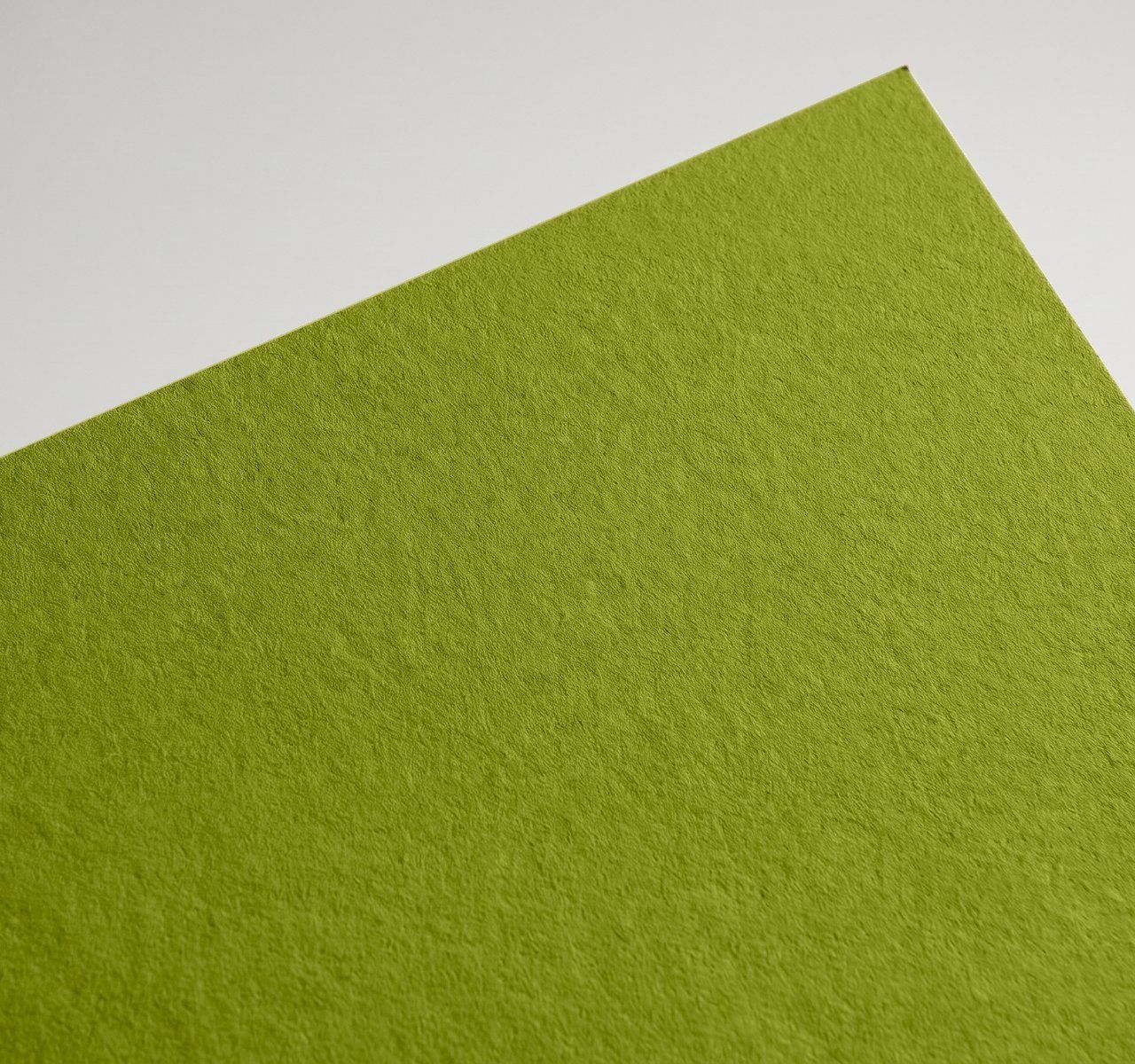 Gmund Colors Matt Matt 65, Matt 65, Through-dyed uncoated matt with a fine felt texture paper swatch