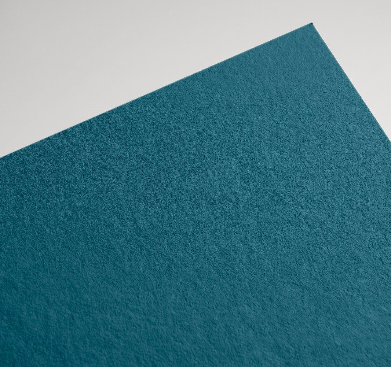 Gmund Colors Matt Matt 91, Matt 91, Through-dyed uncoated matt with a fine felt texture paper swatch