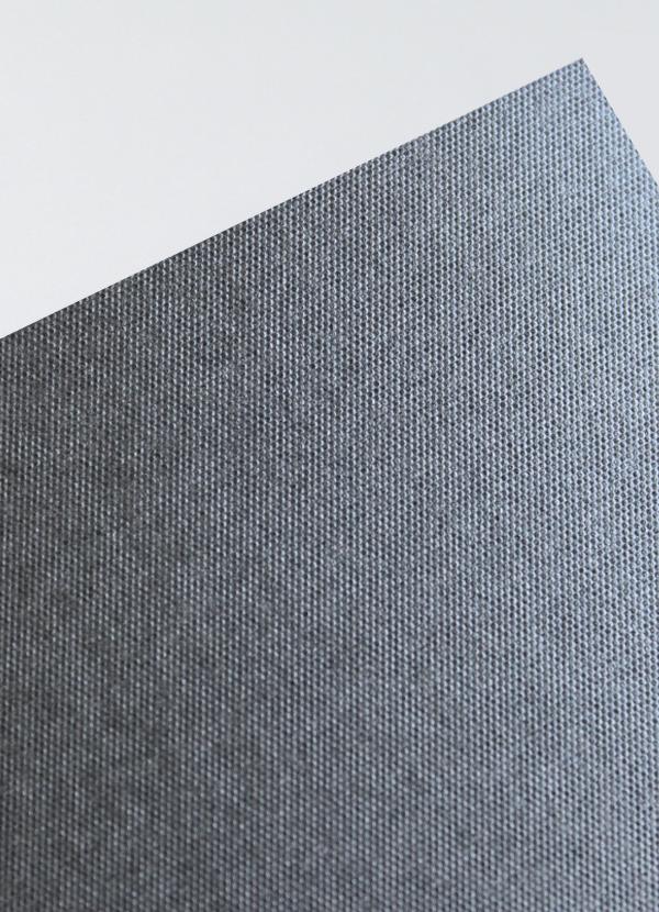 Gmund Action Dark Silver Cloud paper swatch: mid-grey silver