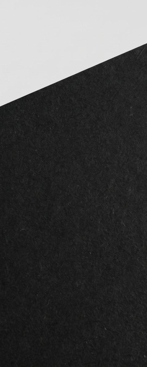 Black uncoated 32pt paper swatch