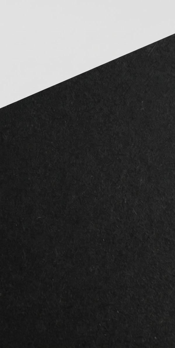 Black uncoated 32pt paper swatch: black